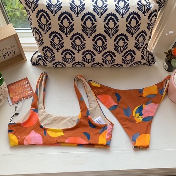 Kitty & vibe Bikini - Picture 6 of 14